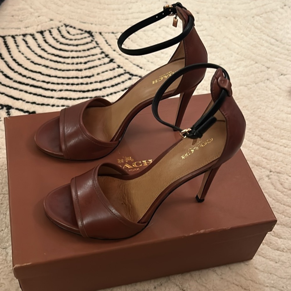 Coach Juliette Heels | Size 8M